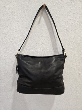 Vintage Gianni Bini Black Leather Hobo Shoulder Bag with Gold Hardware